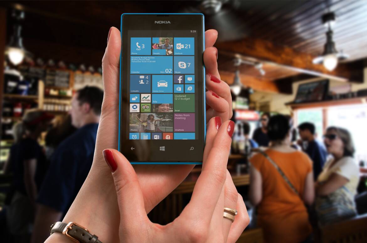 nokia-lumia-microsoft-woman-38446.jpeg